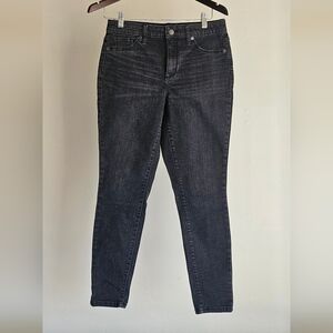 Universal Thread High Rise Jeggings Size 6/28